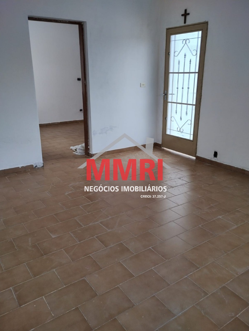 Casa à venda com 2 quartos, 300m² - Foto 6