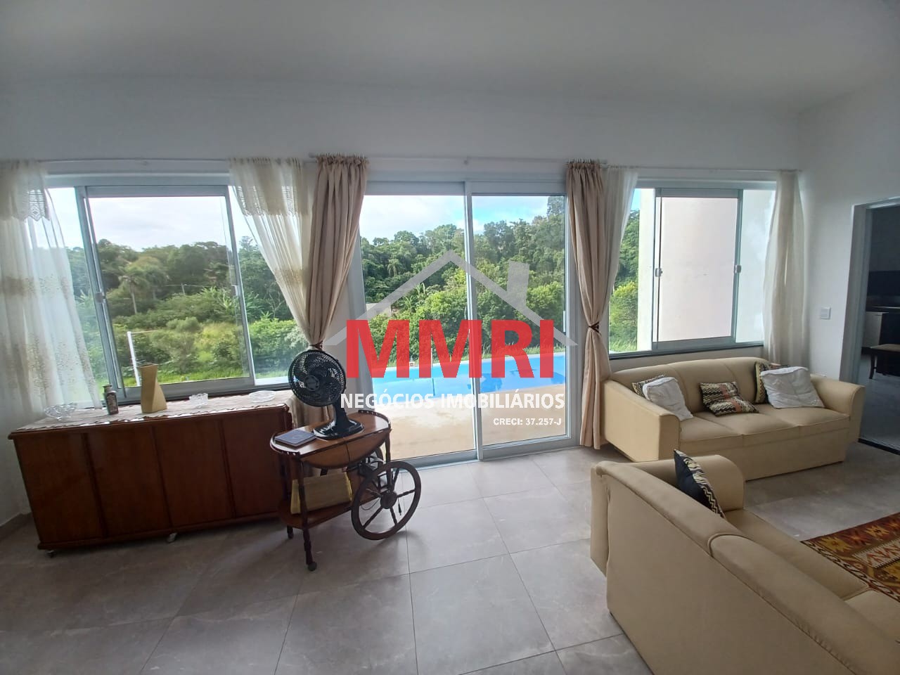 Chácara, 3 quartos, 5330 m² - Foto 1