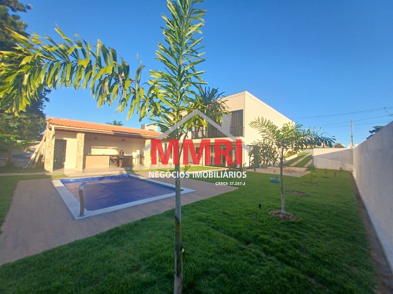 Chácara, 4 quartos, 800 m² - Foto 1