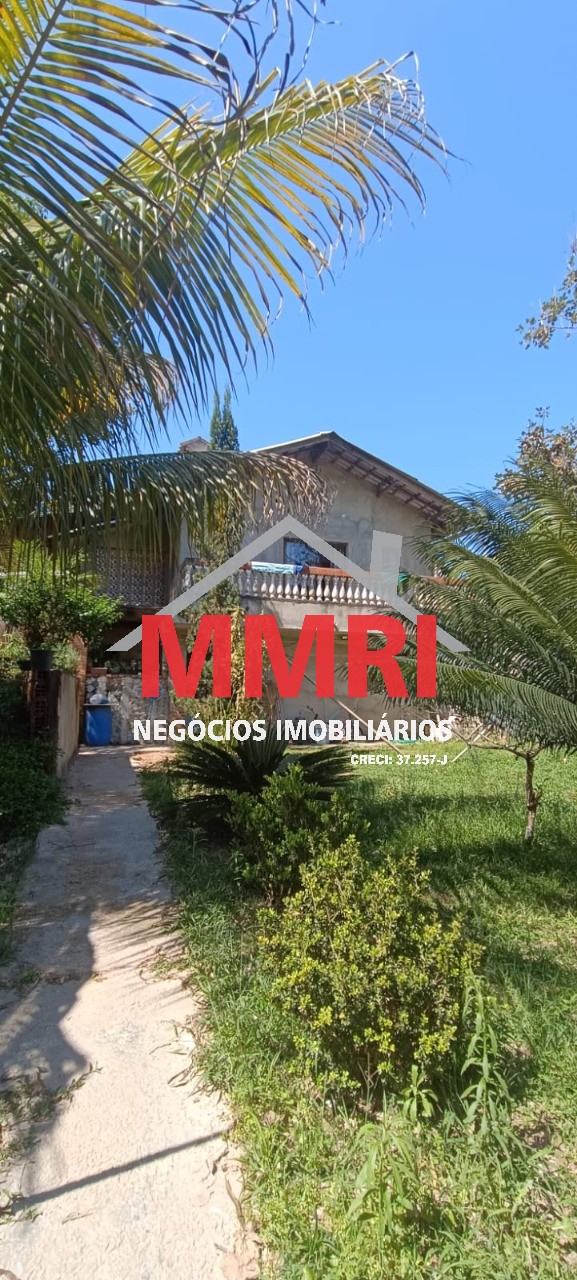 Chácara, 3 quartos, 1719 m² - Foto 1