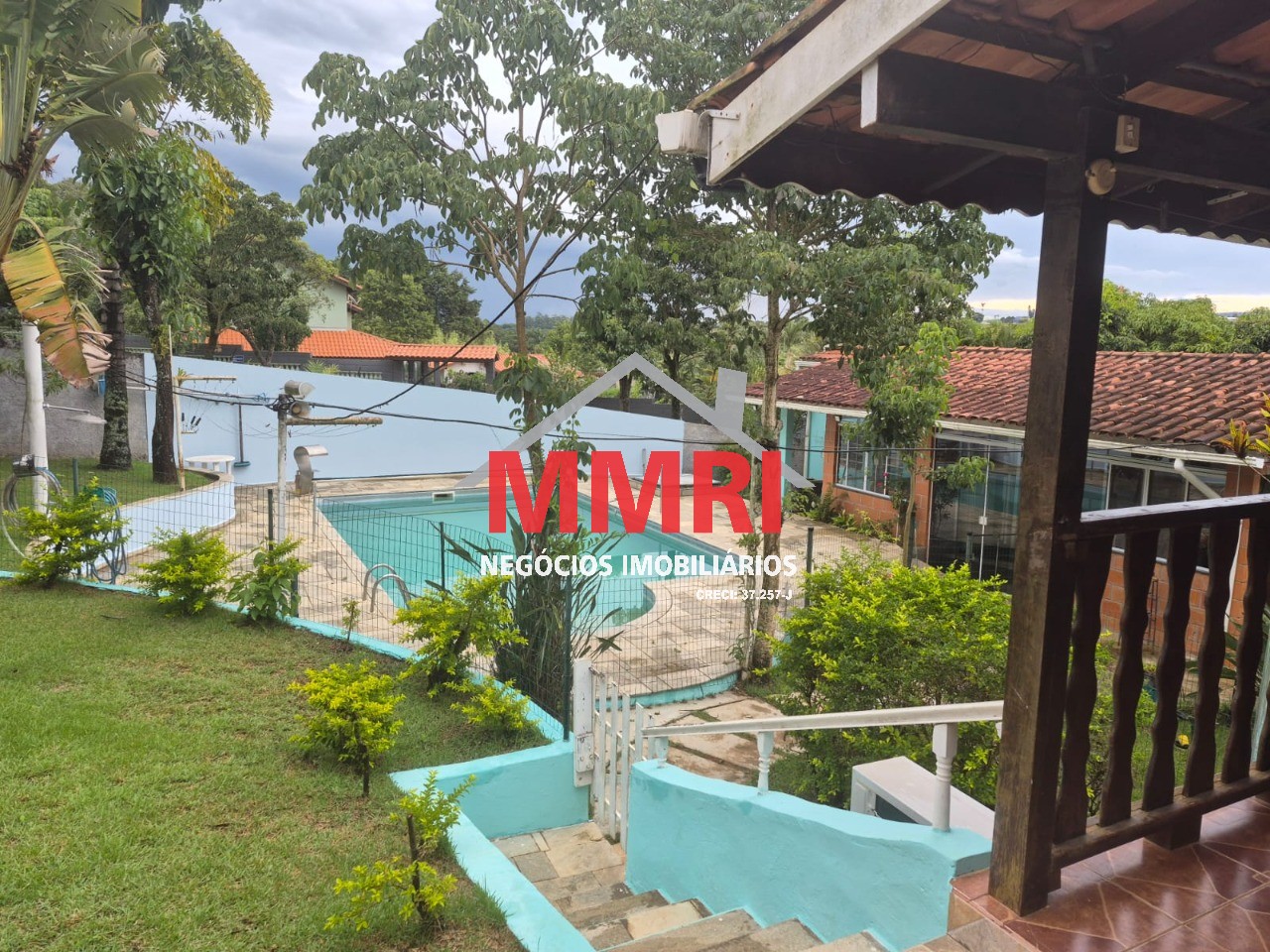 Chácara, 4 quartos, 1150 m² - Foto 1