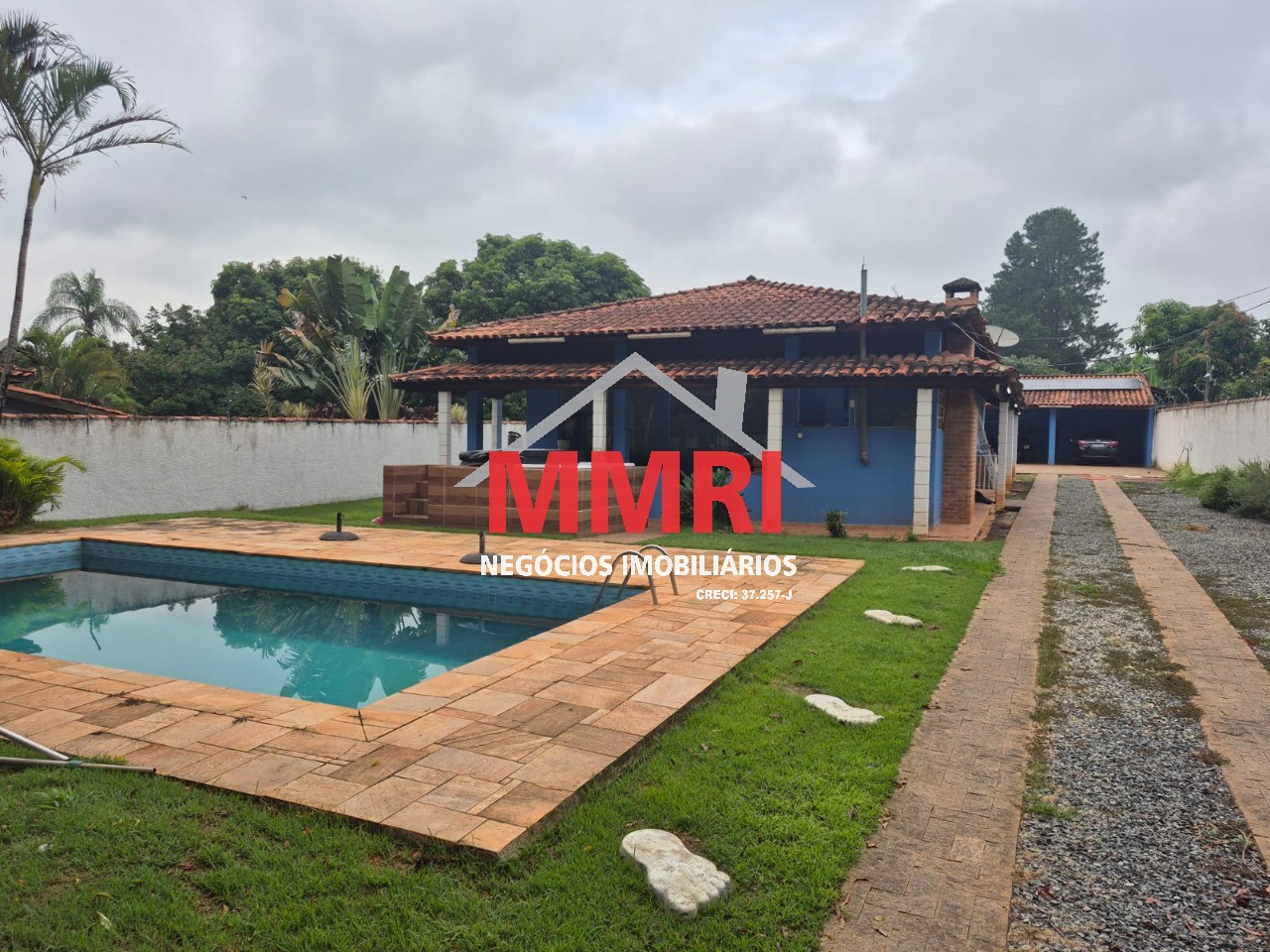 Chácara, 3 quartos, 1000 m² - Foto 1