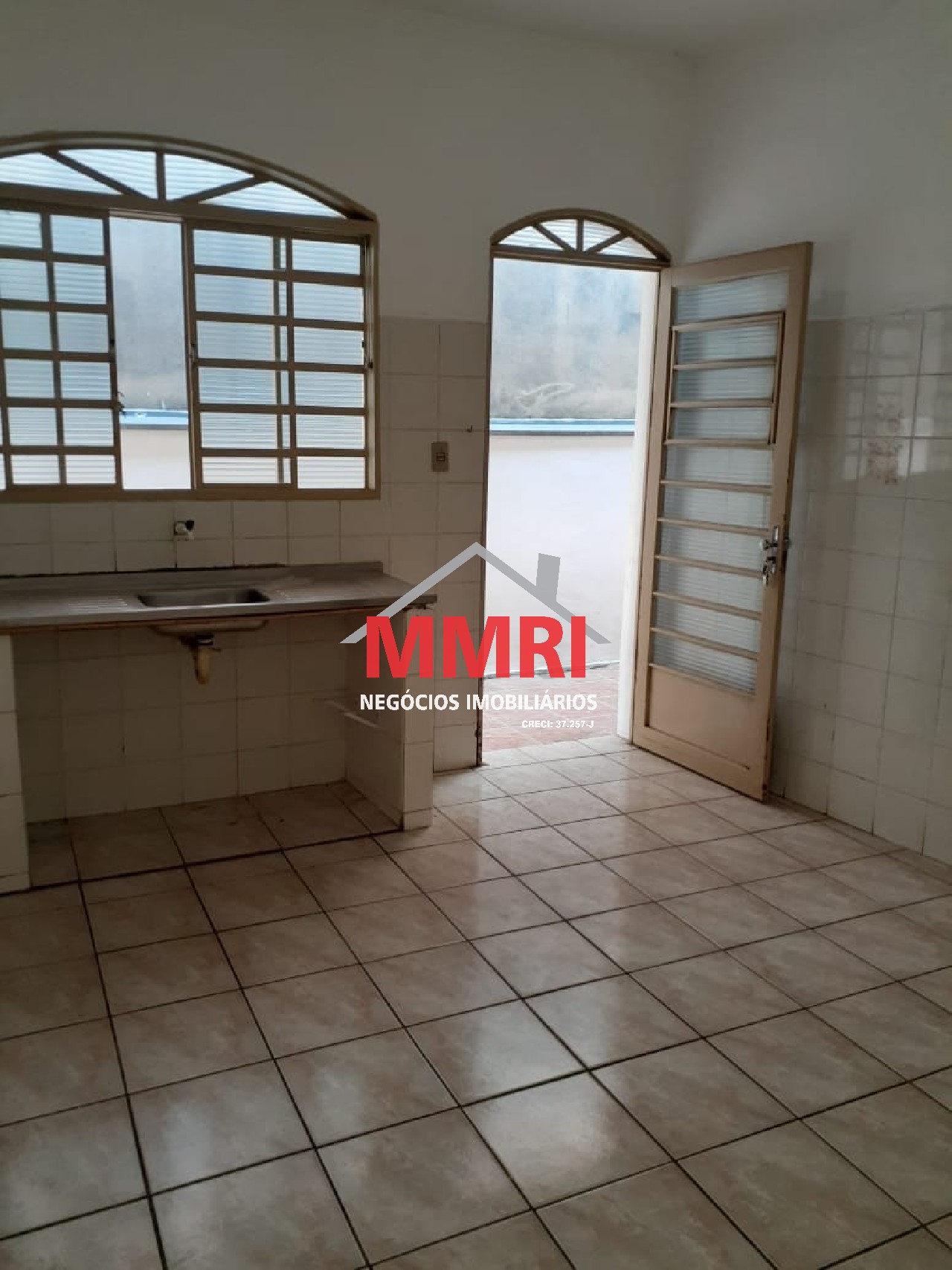 Casa, 2 quartos, 200 m² - Foto 9