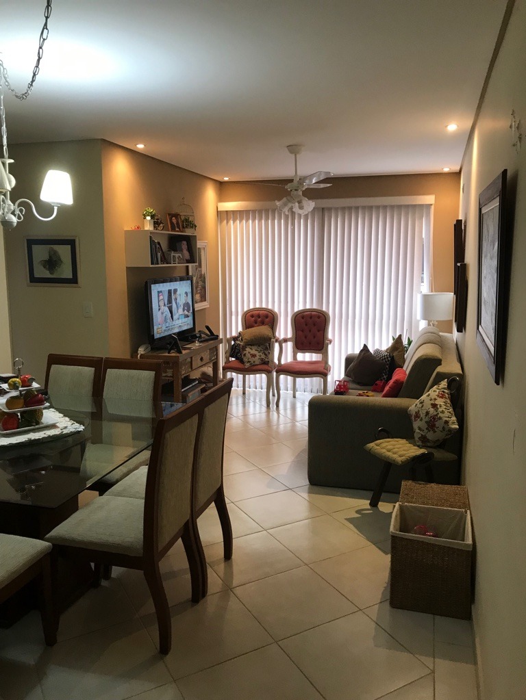 Apartamento à venda com 3 quartos, 73m² - Foto 1