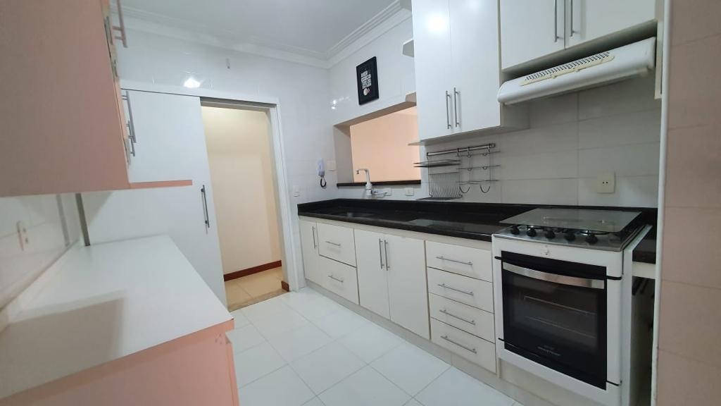 Apartamento à venda com 2 quartos, 75m² - Foto 7