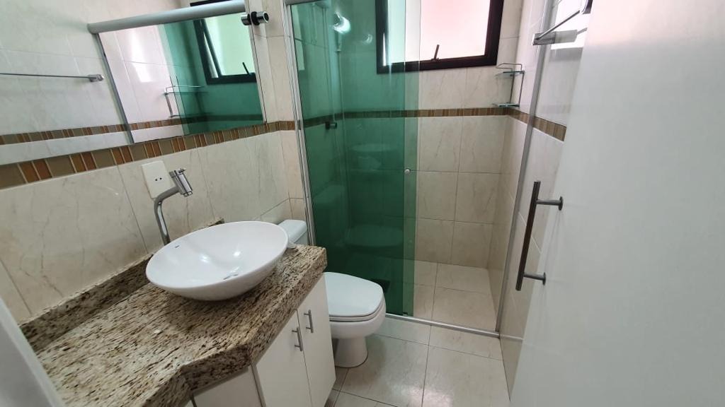 Apartamento à venda com 2 quartos, 75m² - Foto 12