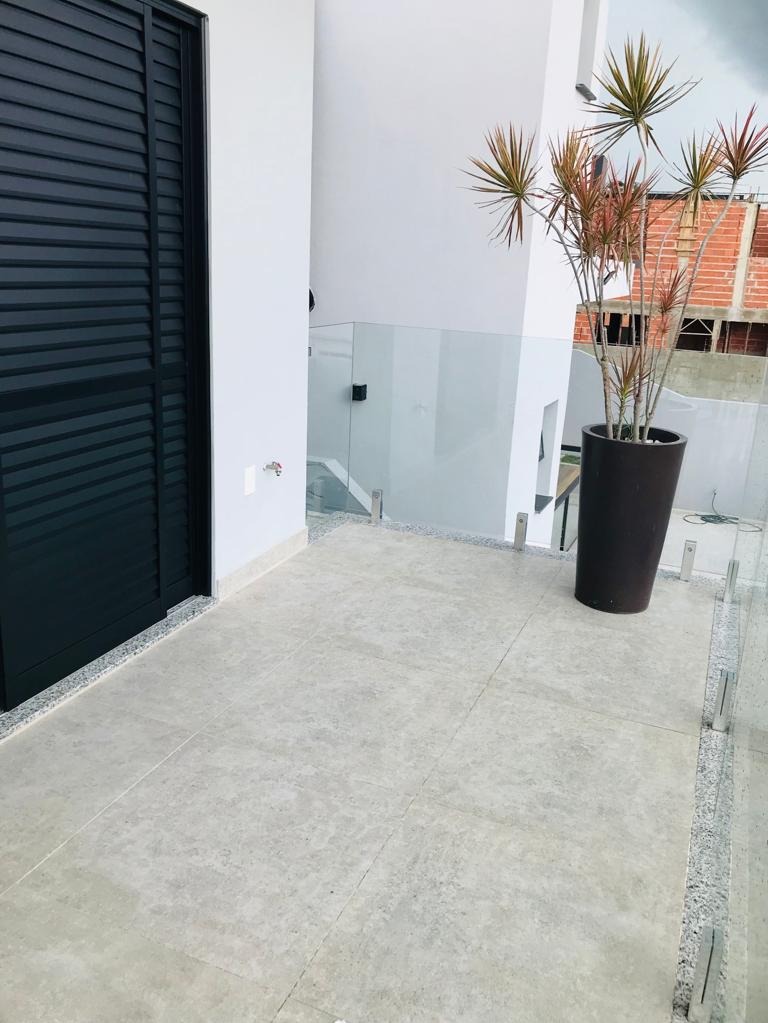 Casa à venda com 3 quartos, 217m² - Foto 38