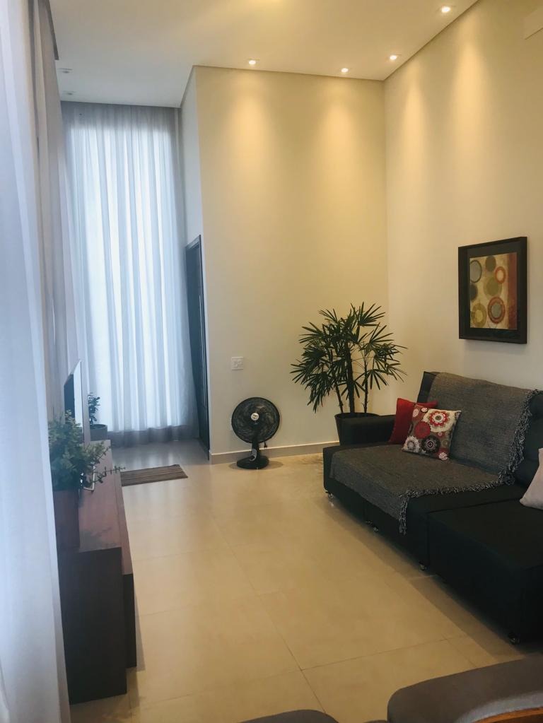 Casa à venda com 3 quartos, 217m² - Foto 8