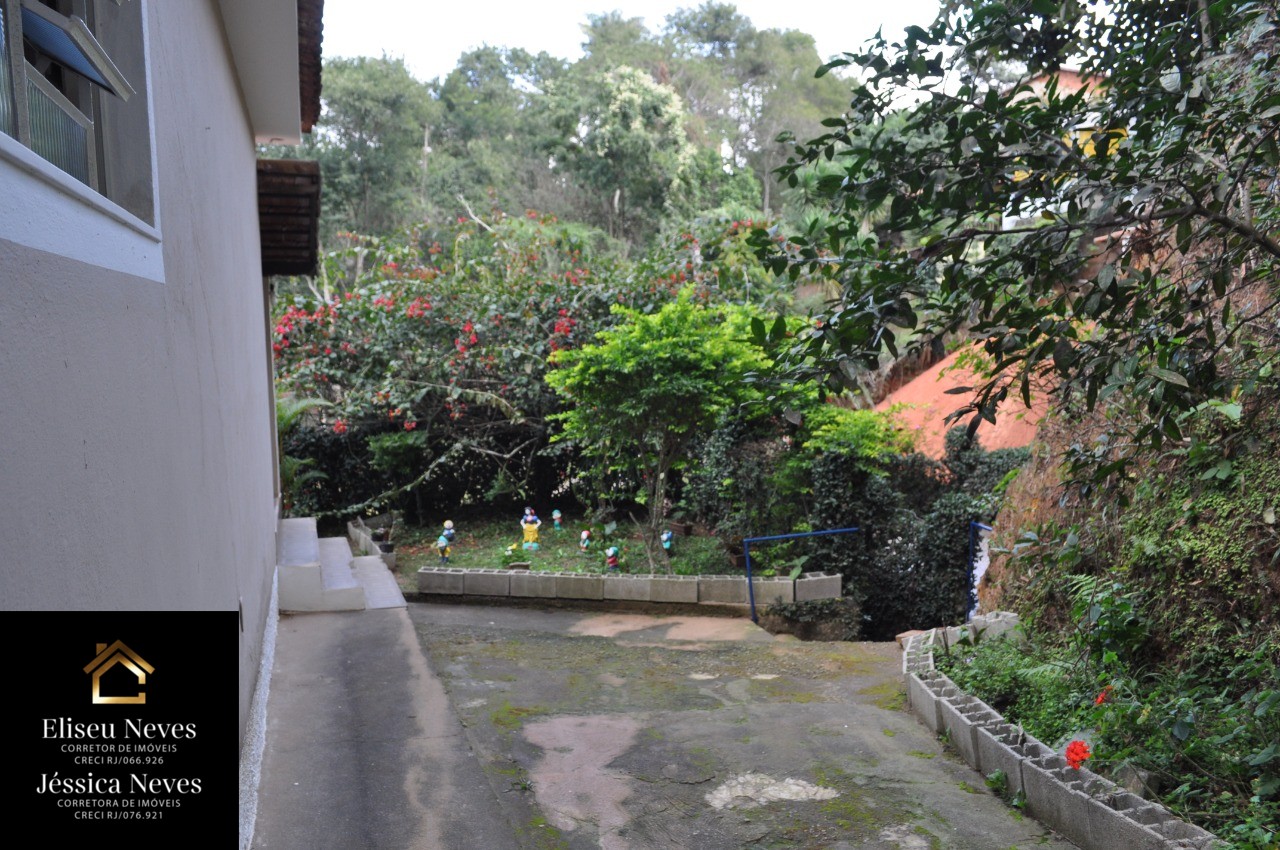 Casa à venda com 3 quartos, 744m² - Foto 7