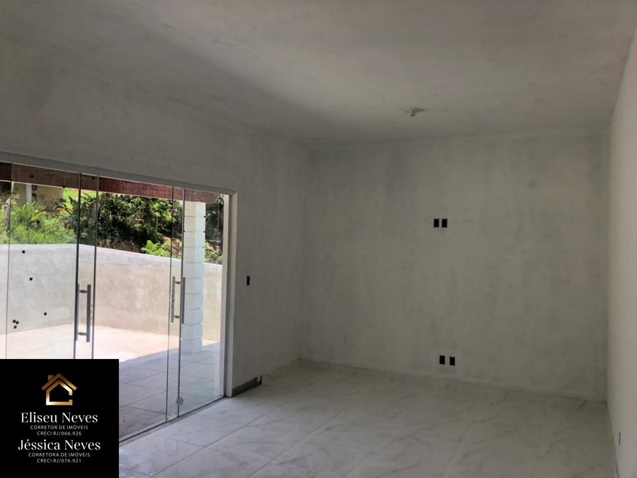 Casa à venda com 3 quartos, 229m² - Foto 7