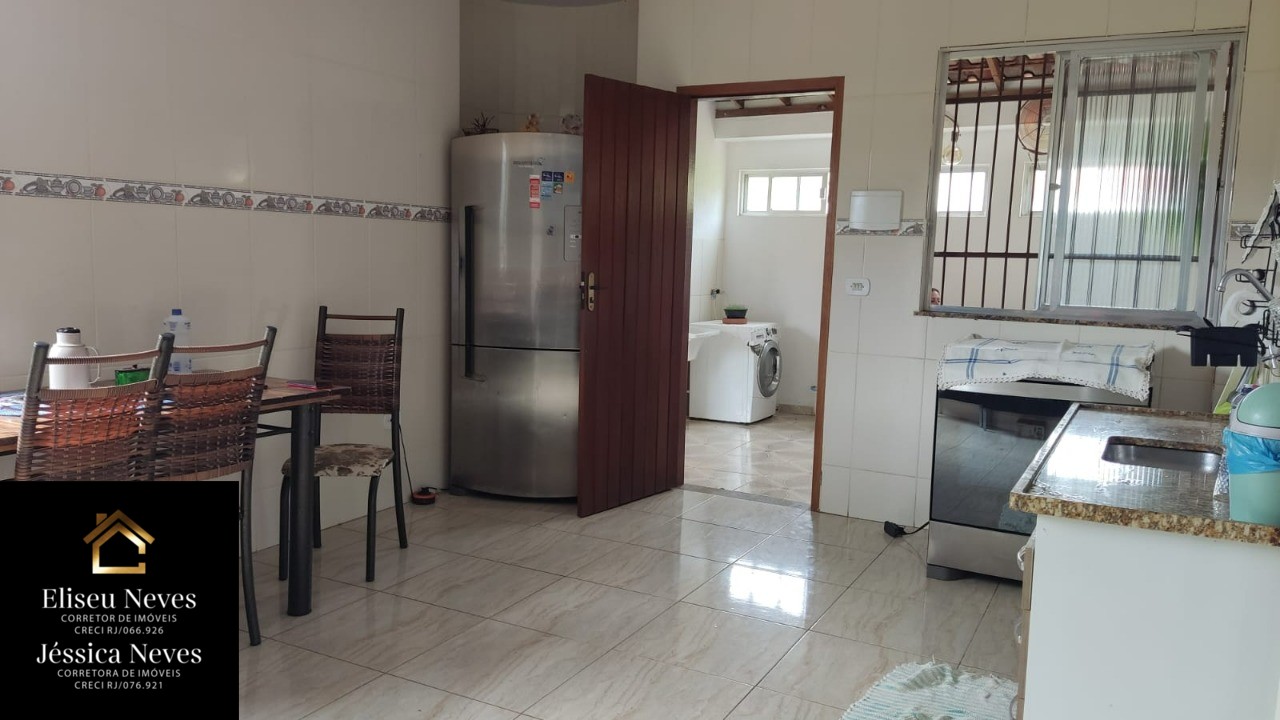 Casa à venda com 2 quartos, 339m² - Foto 16