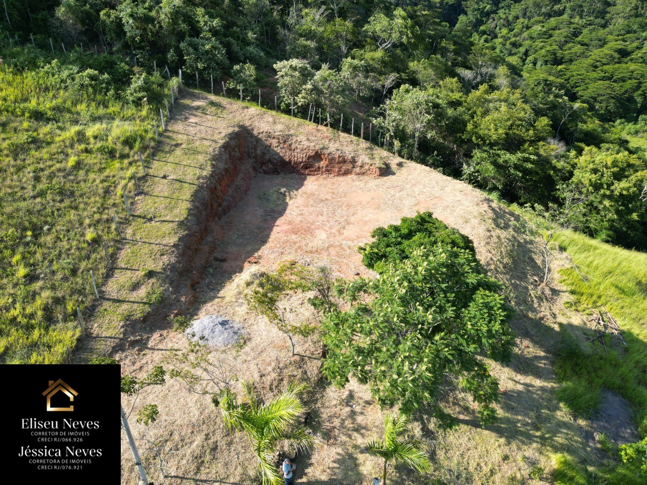 Terreno à venda, 840m² - Foto 2