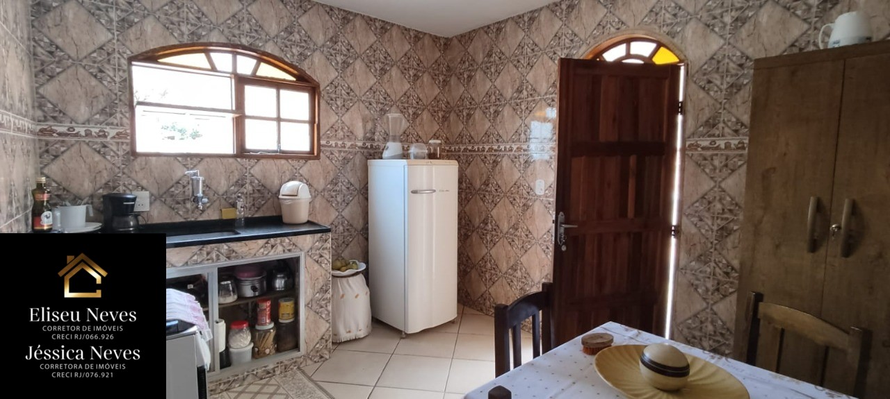 Casa à venda com 3 quartos, 450m² - Foto 14