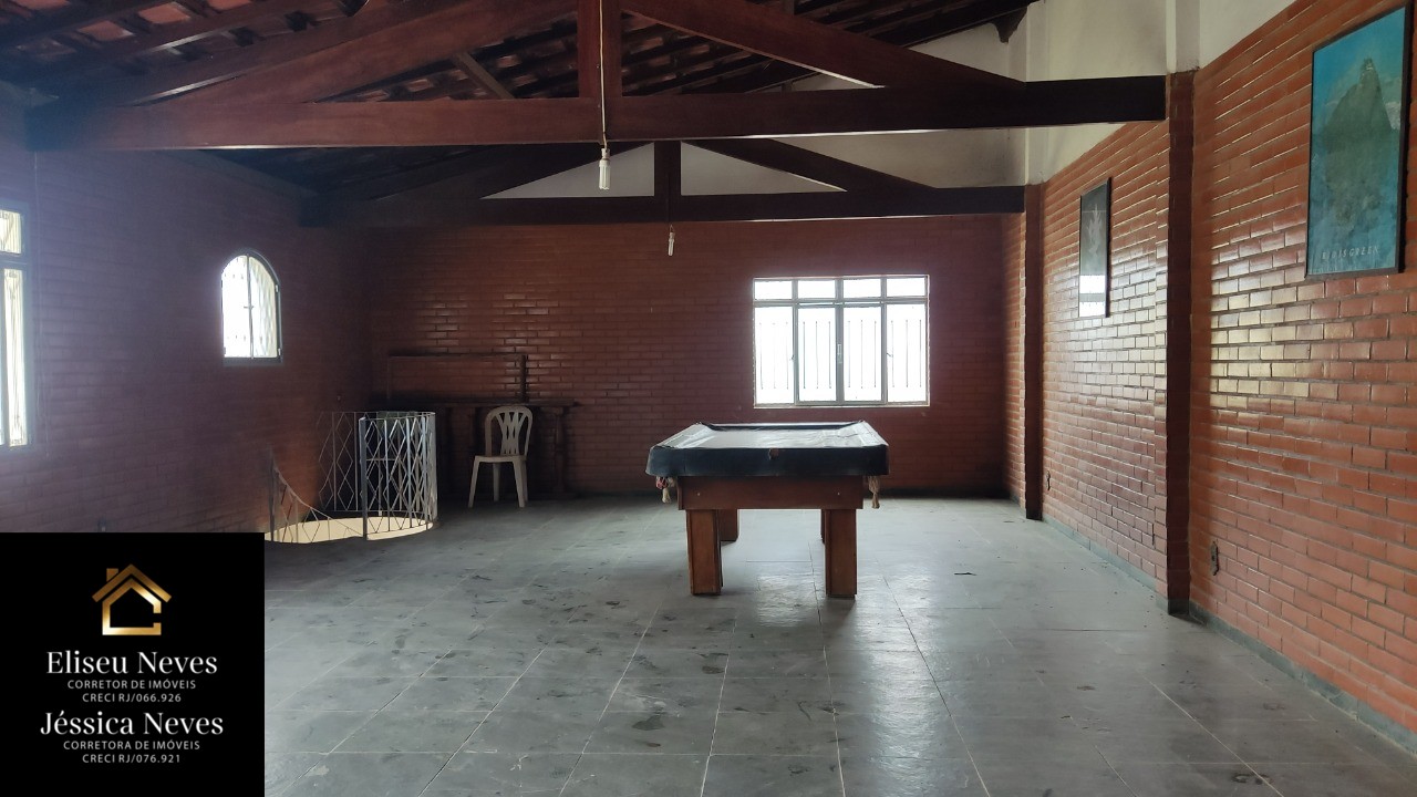 Casa à venda com 4 quartos, 900m² - Foto 25