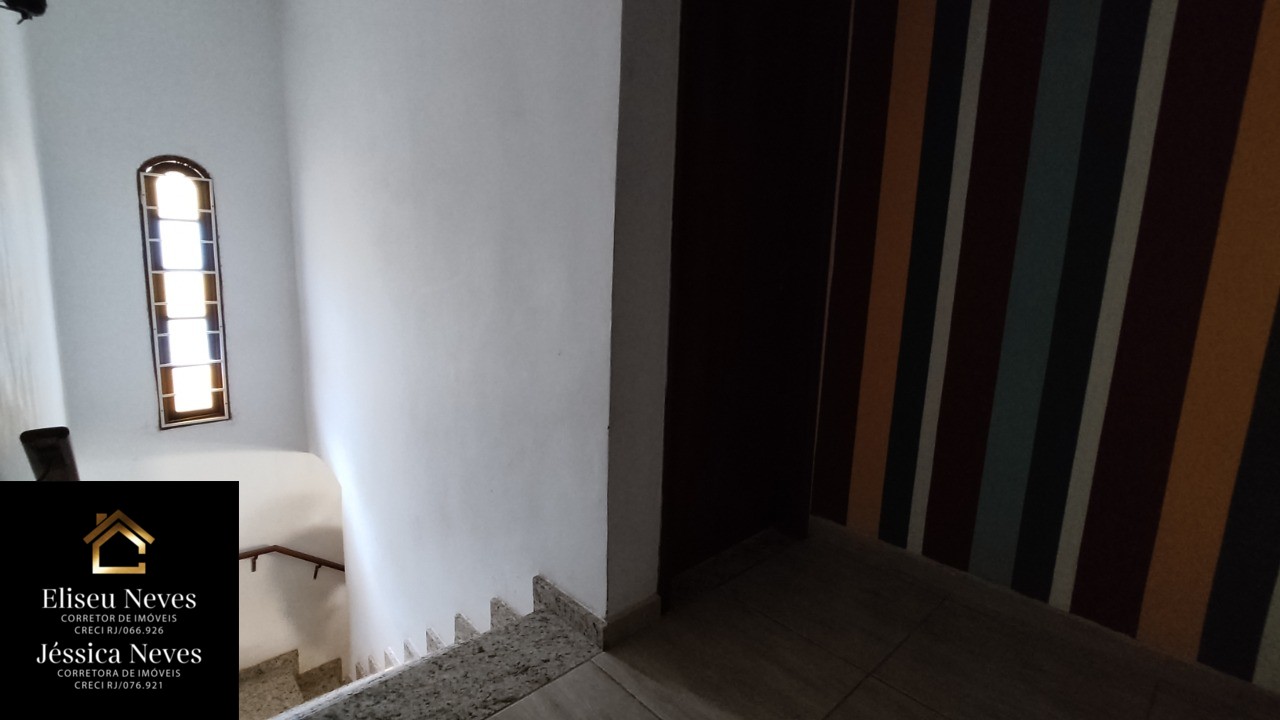 Casa à venda com 3 quartos, 920m² - Foto 13