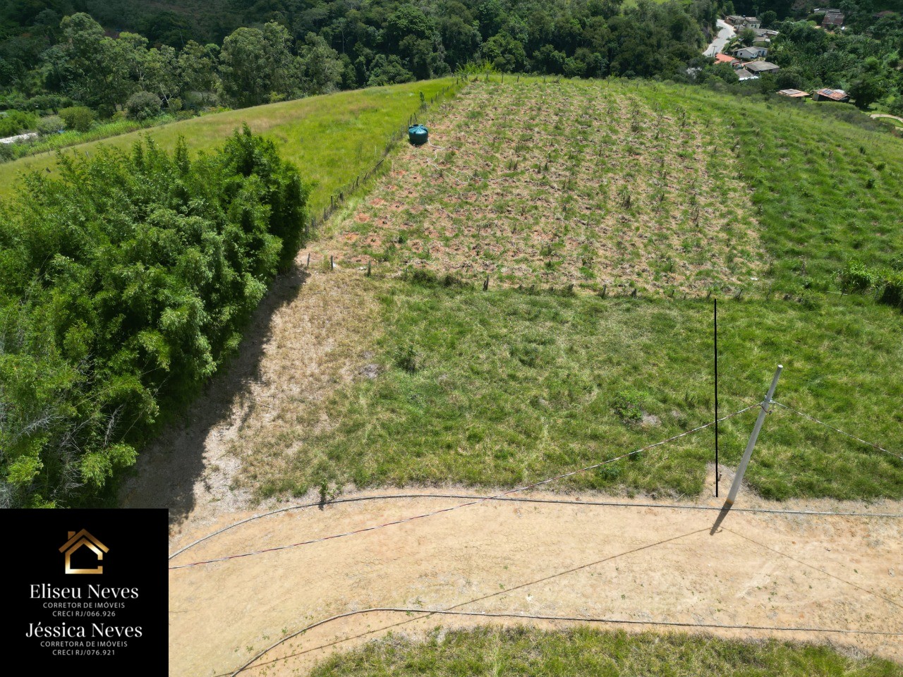 Terreno à venda, 600m² - Foto 1