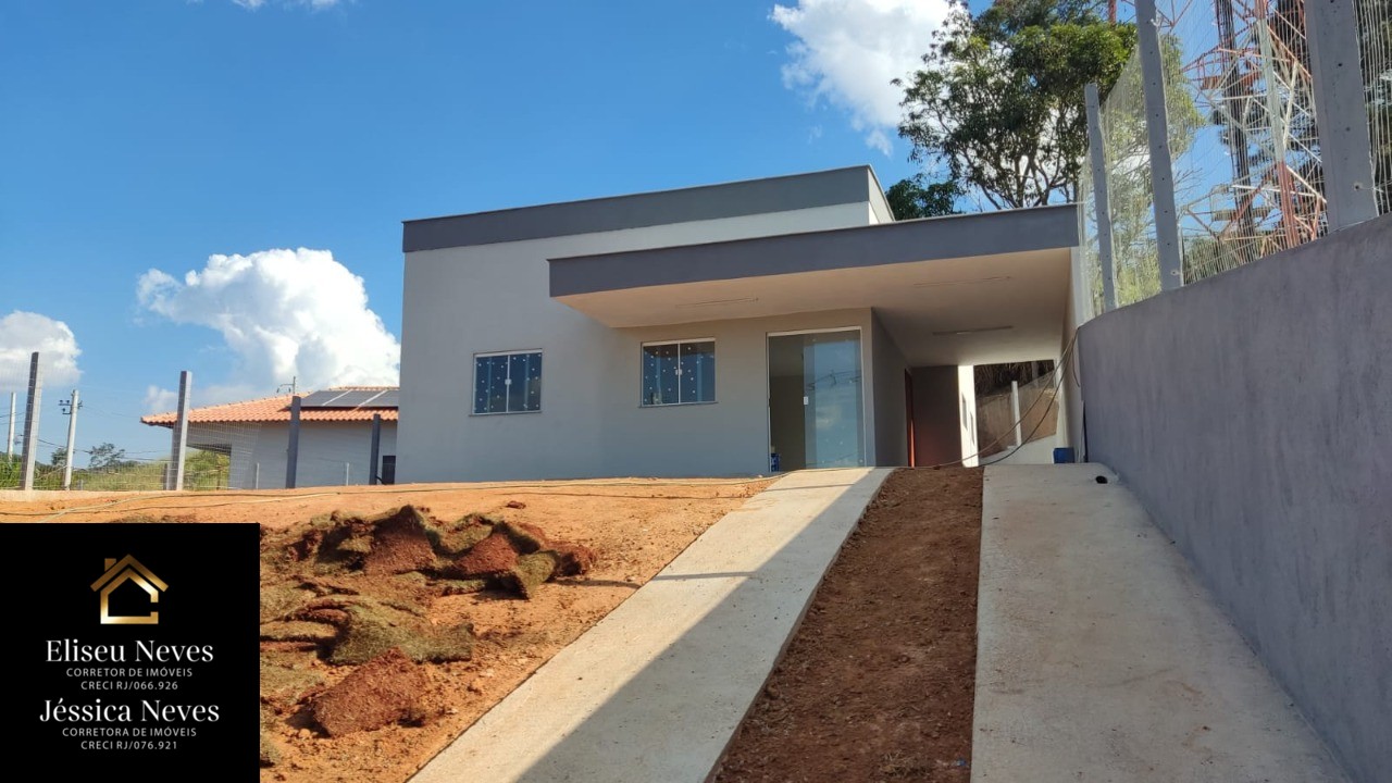 Casa à venda com 3 quartos, 400m² - Foto 1