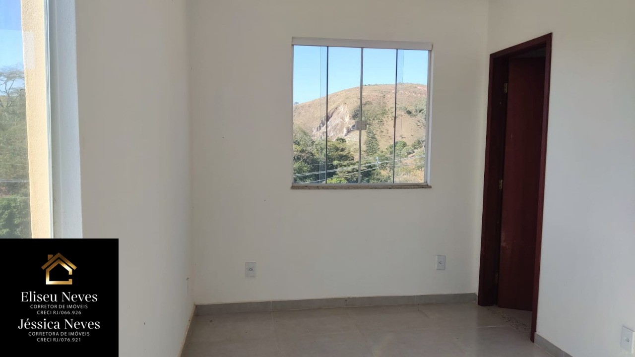 Casa à venda com 2 quartos, 363m² - Foto 12