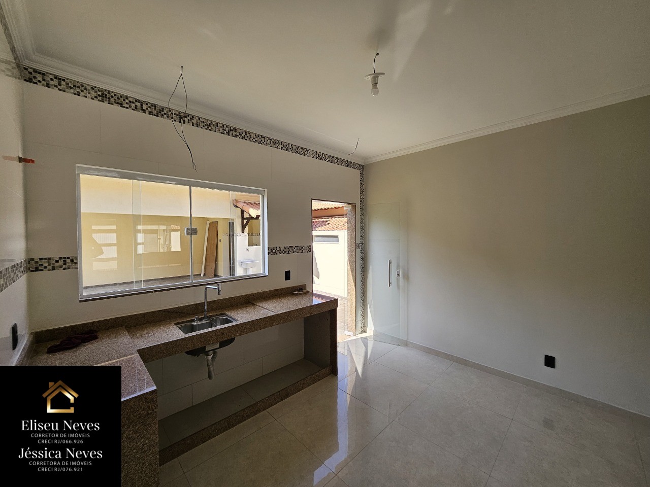 Casa à venda com 3 quartos, 360m² - Foto 12