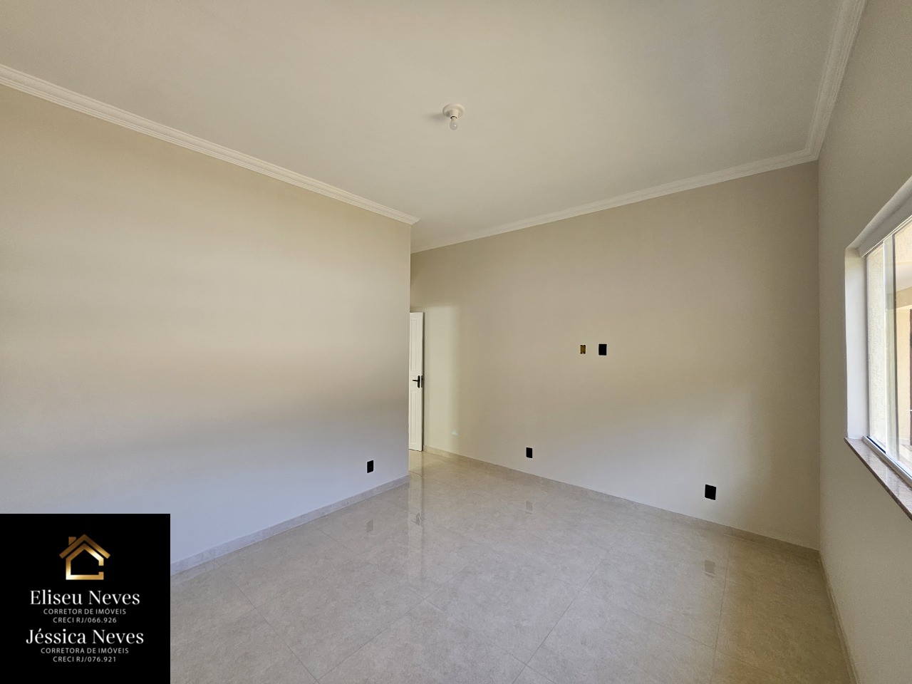 Casa à venda com 3 quartos, 360m² - Foto 18