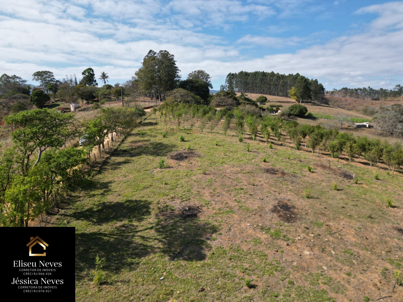 Terreno à venda, 450m² - Foto 1