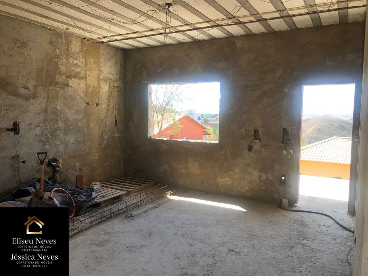 Casa à venda com 3 quartos, 368m² - Foto 14