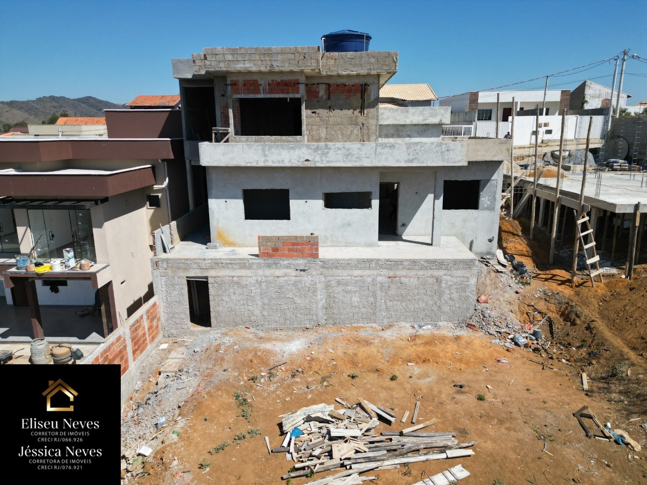 Casa à venda com 3 quartos, 368m² - Foto 23