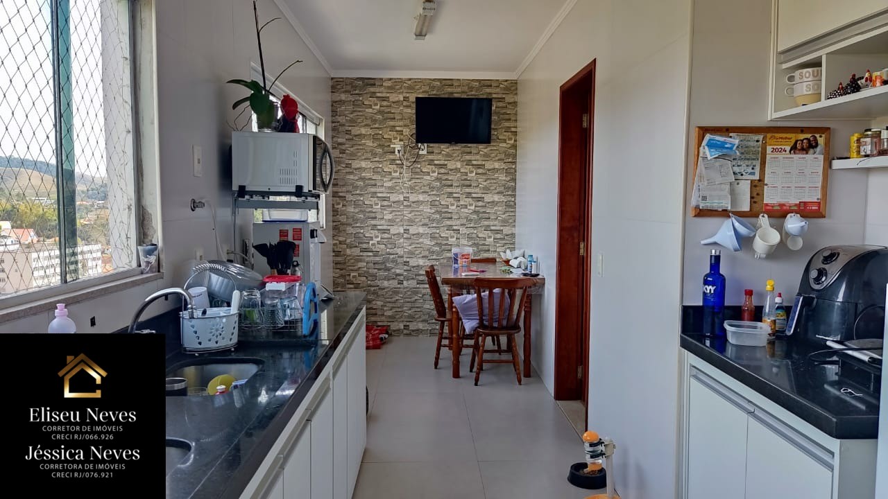 Casa à venda com 4 quartos, 450m² - Foto 19