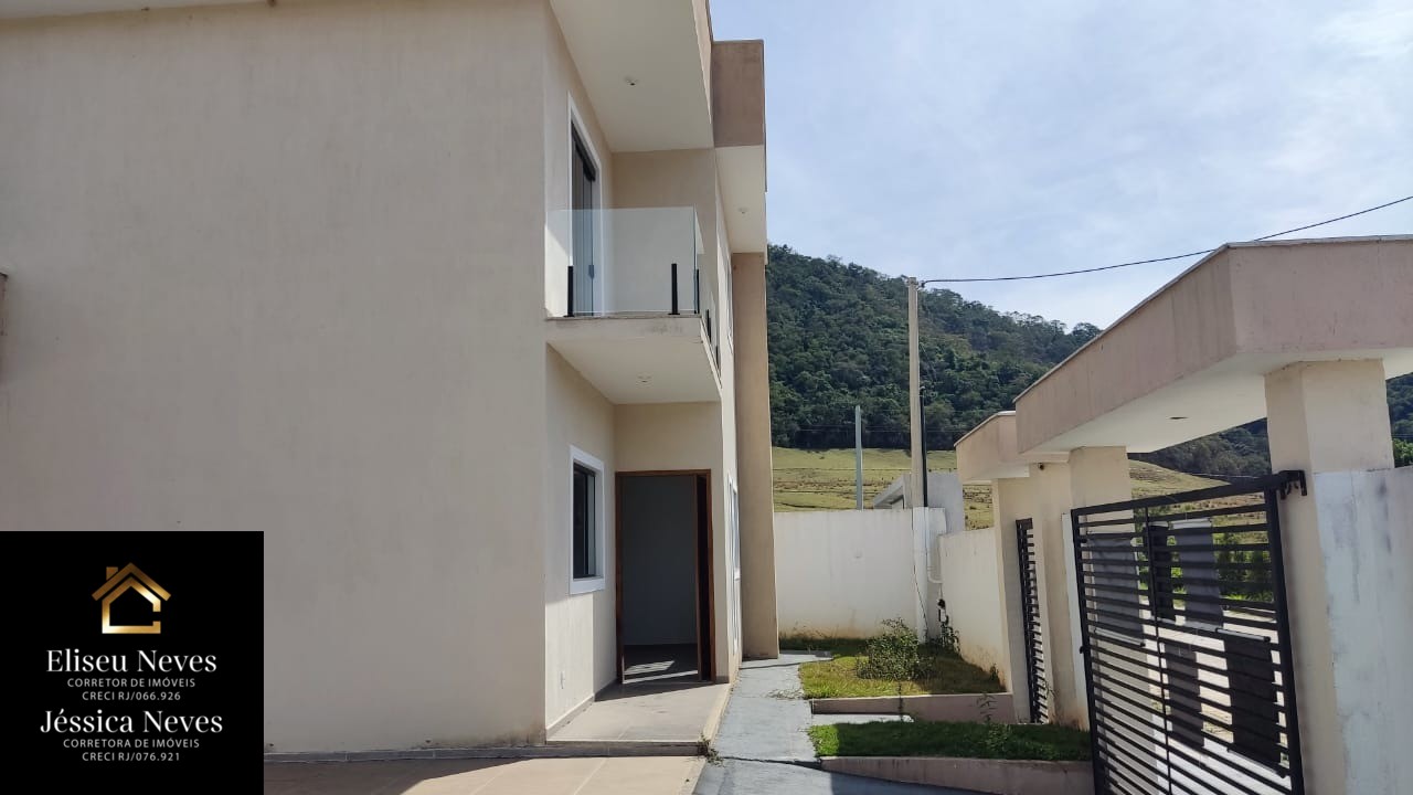 Casa à venda com 3 quartos, 260m² - Foto 4