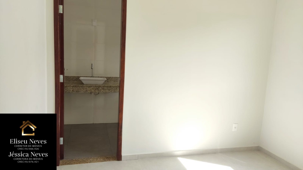 Casa à venda com 3 quartos, 293m² - Foto 4