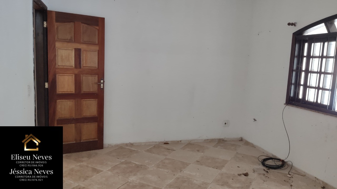 Casa à venda com 4 quartos, 1990m² - Foto 13