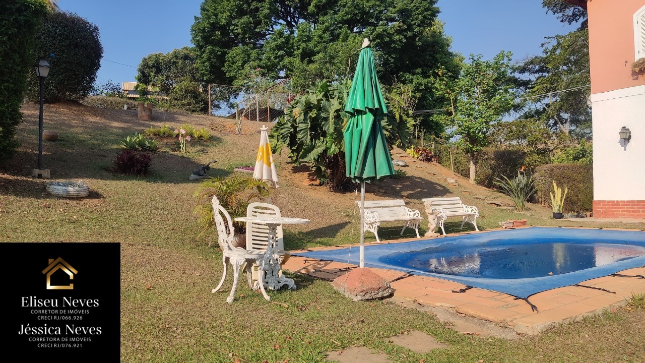 Casa à venda com 3 quartos, 1970m² - Foto 40