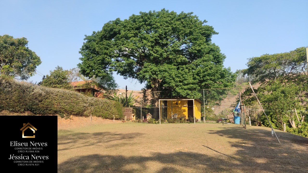 Casa à venda com 3 quartos, 1970m² - Foto 43