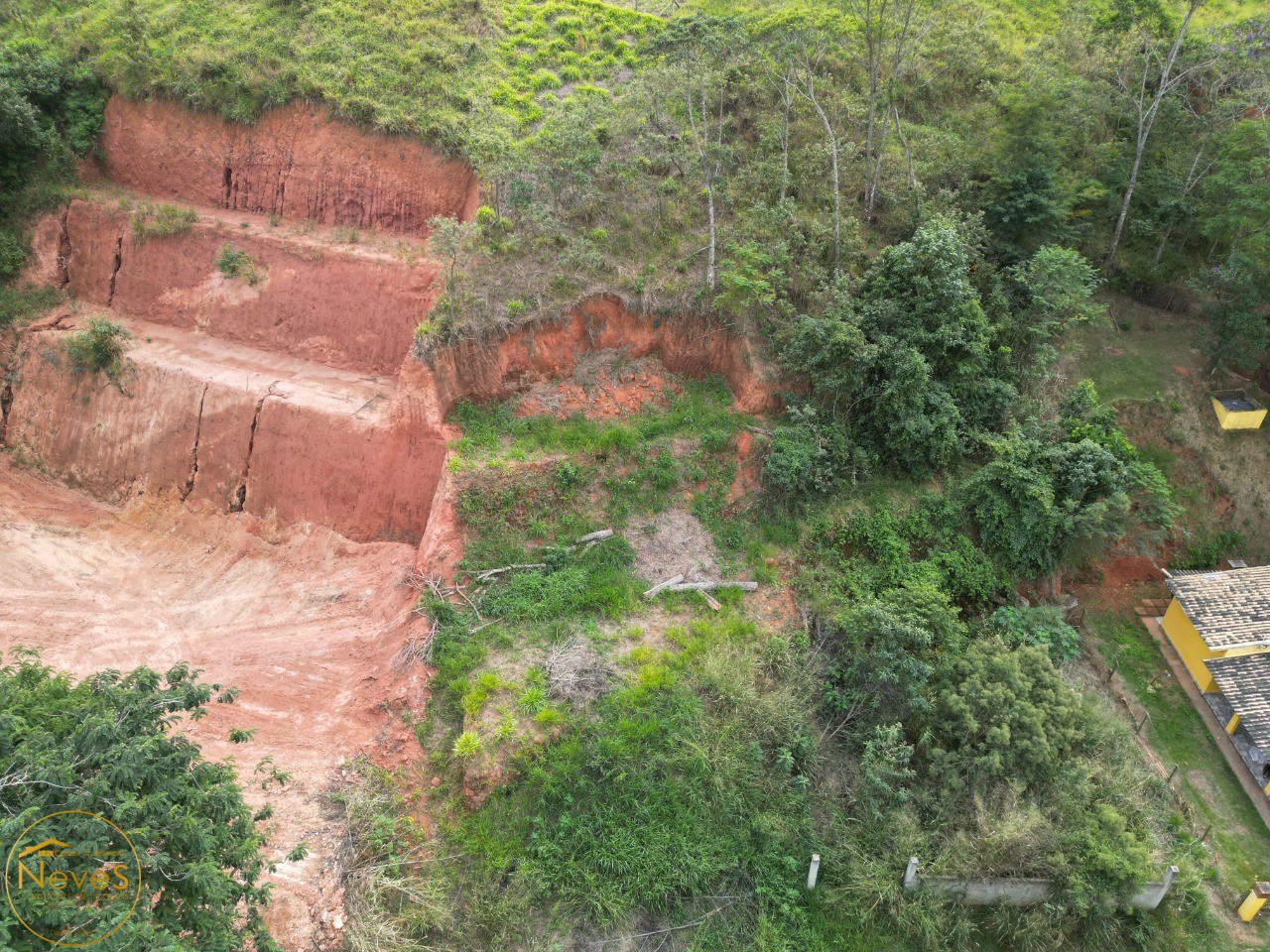 Terreno à venda, 603m² - Foto 1