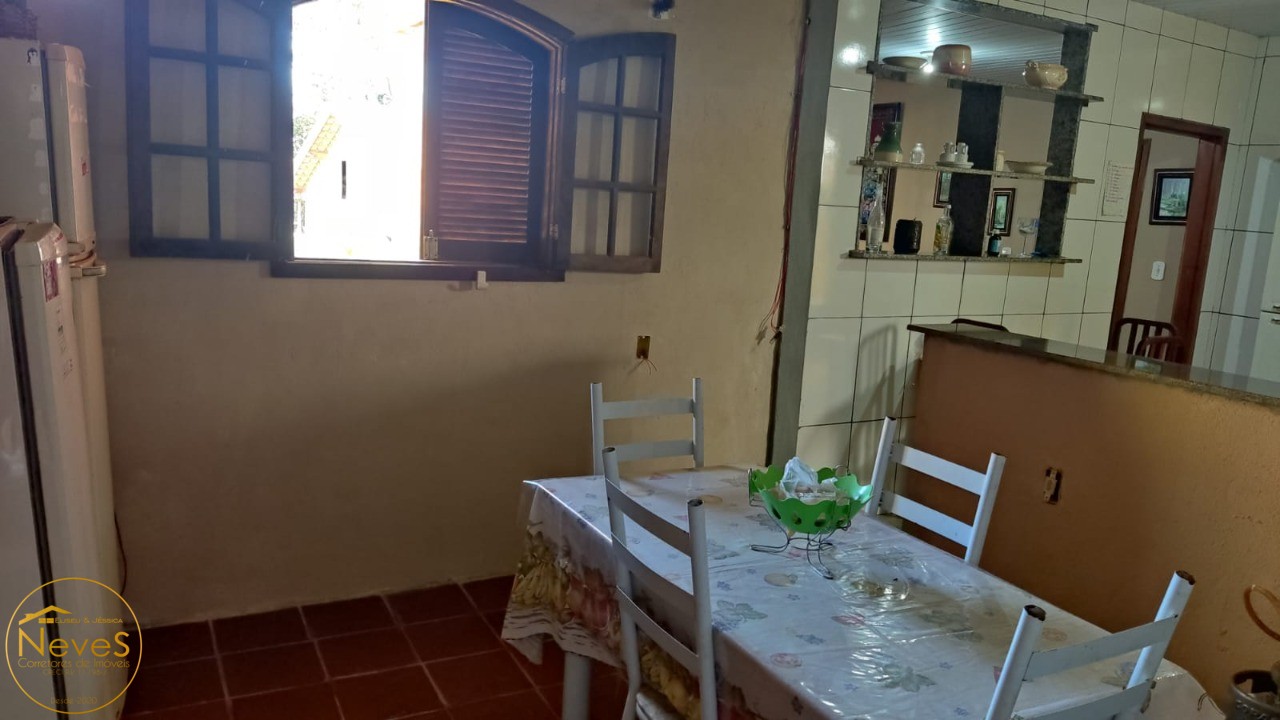 Casa à venda com 3 quartos, 300m² - Foto 13