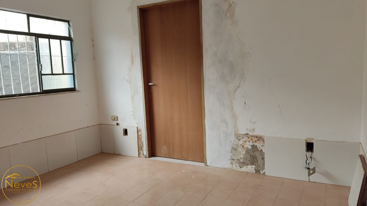 Casa à venda com 2 quartos, 720m² - Foto 18