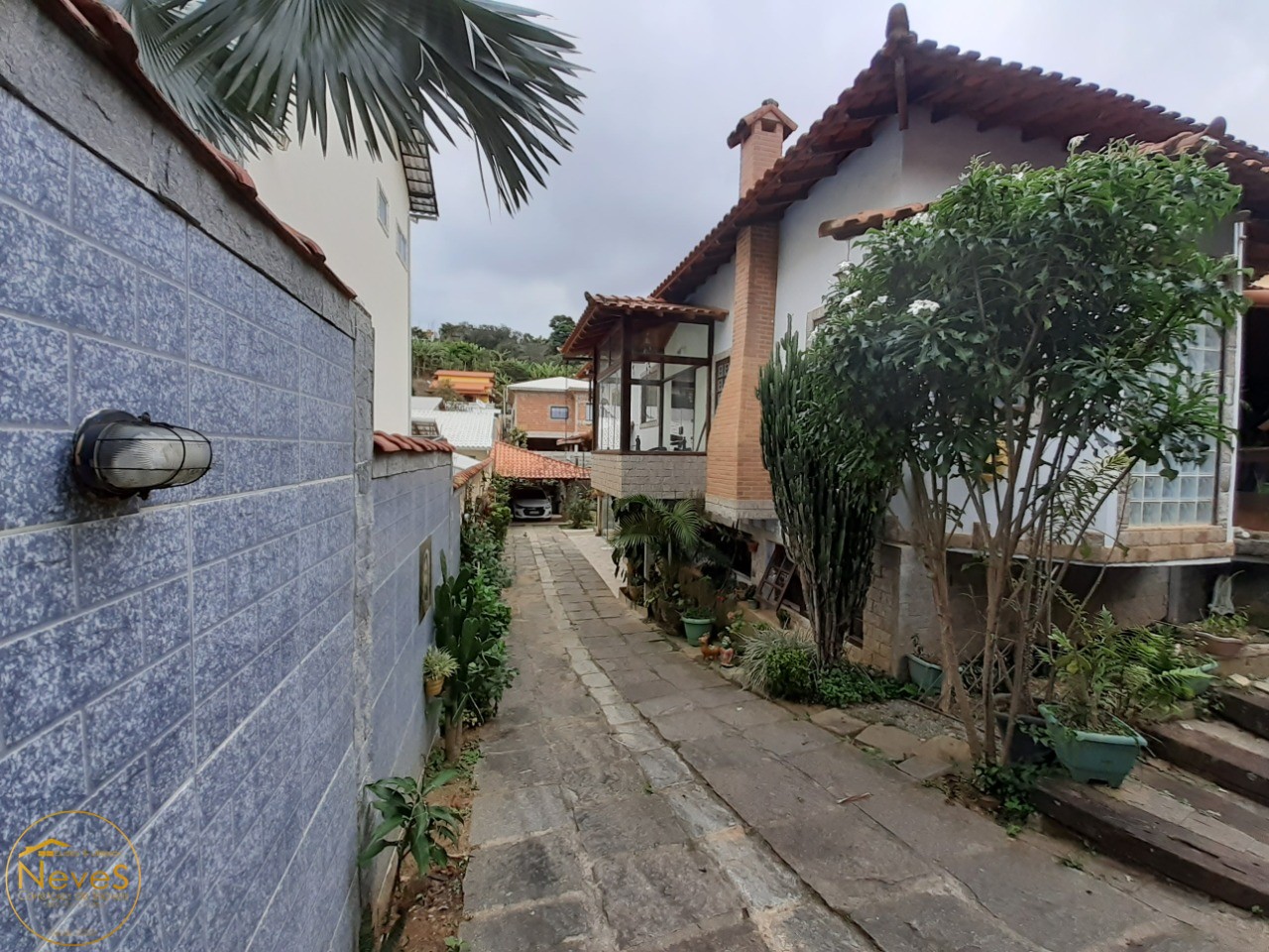 Casa à venda com 5 quartos, 450m² - Foto 3