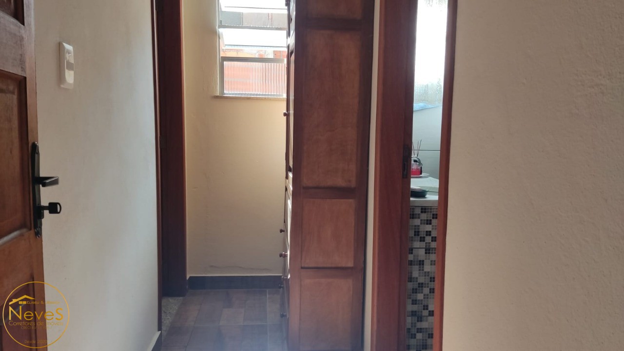 Casa à venda com 3 quartos, 408m² - Foto 11