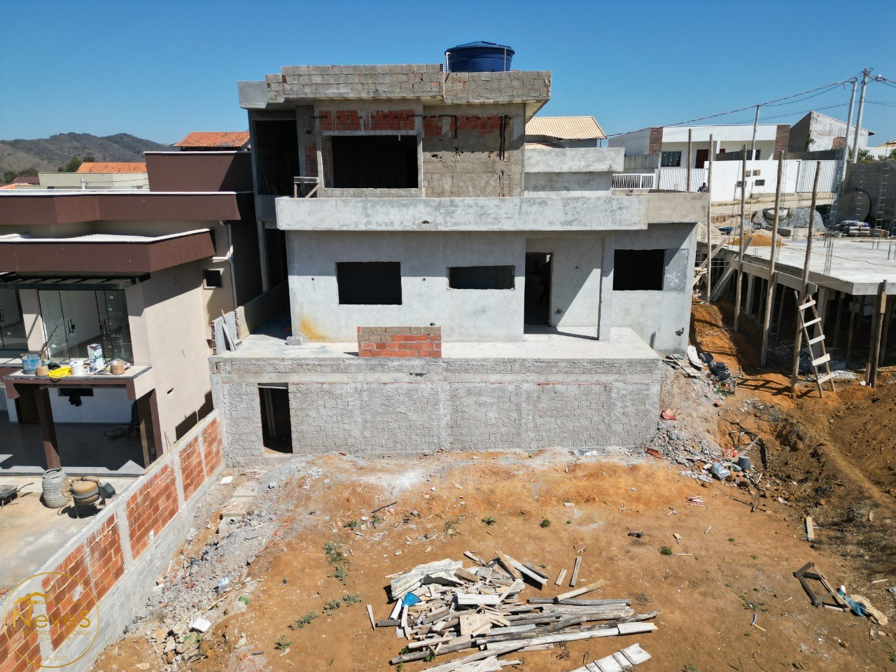 Casa à venda com 3 quartos, 368m² - Foto 24