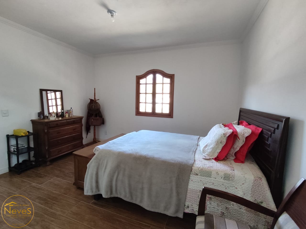 Casa à venda com 2 quartos, 360m² - Foto 7