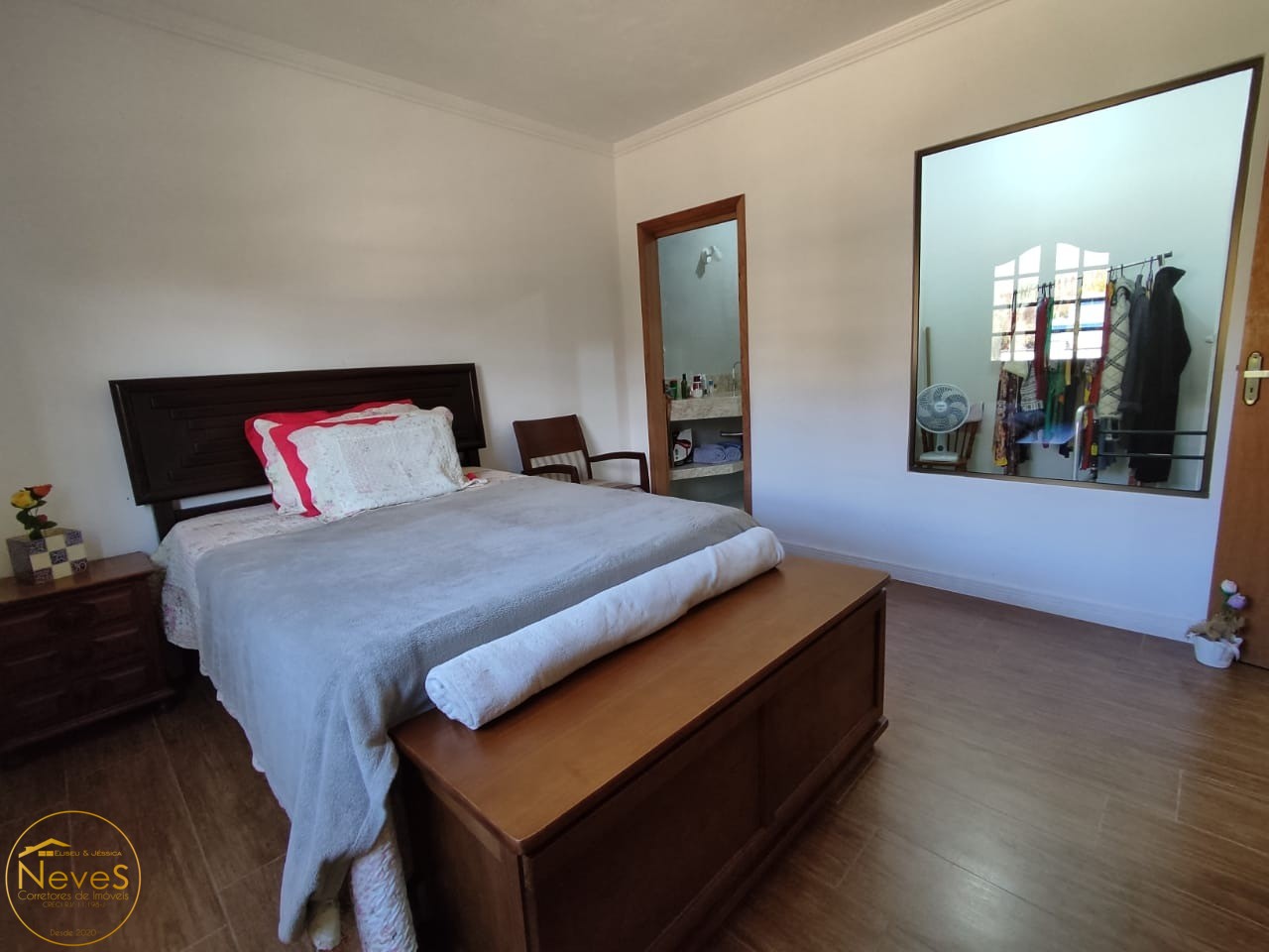 Casa à venda com 2 quartos, 360m² - Foto 6