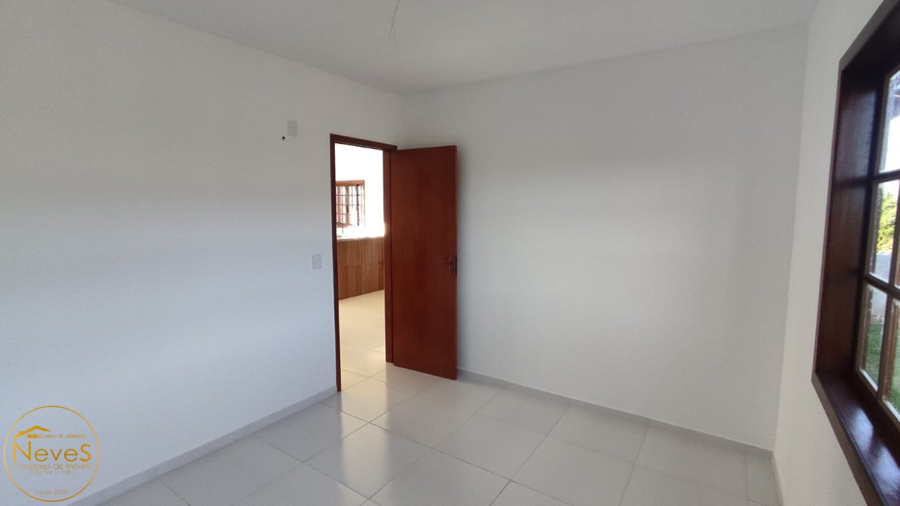 Casa à venda com 2 quartos, 180m² - Foto 12