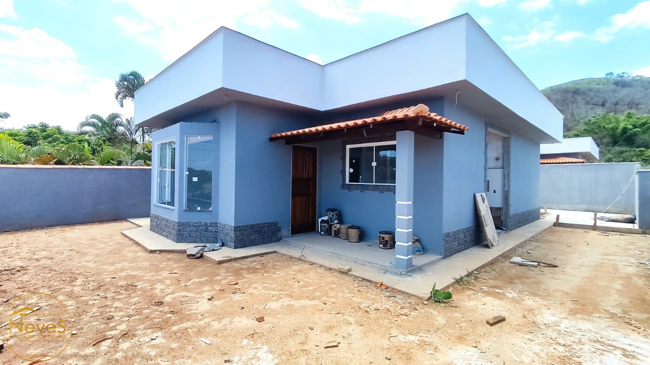 Casa à venda com 2 quartos, 280m² - Foto 2