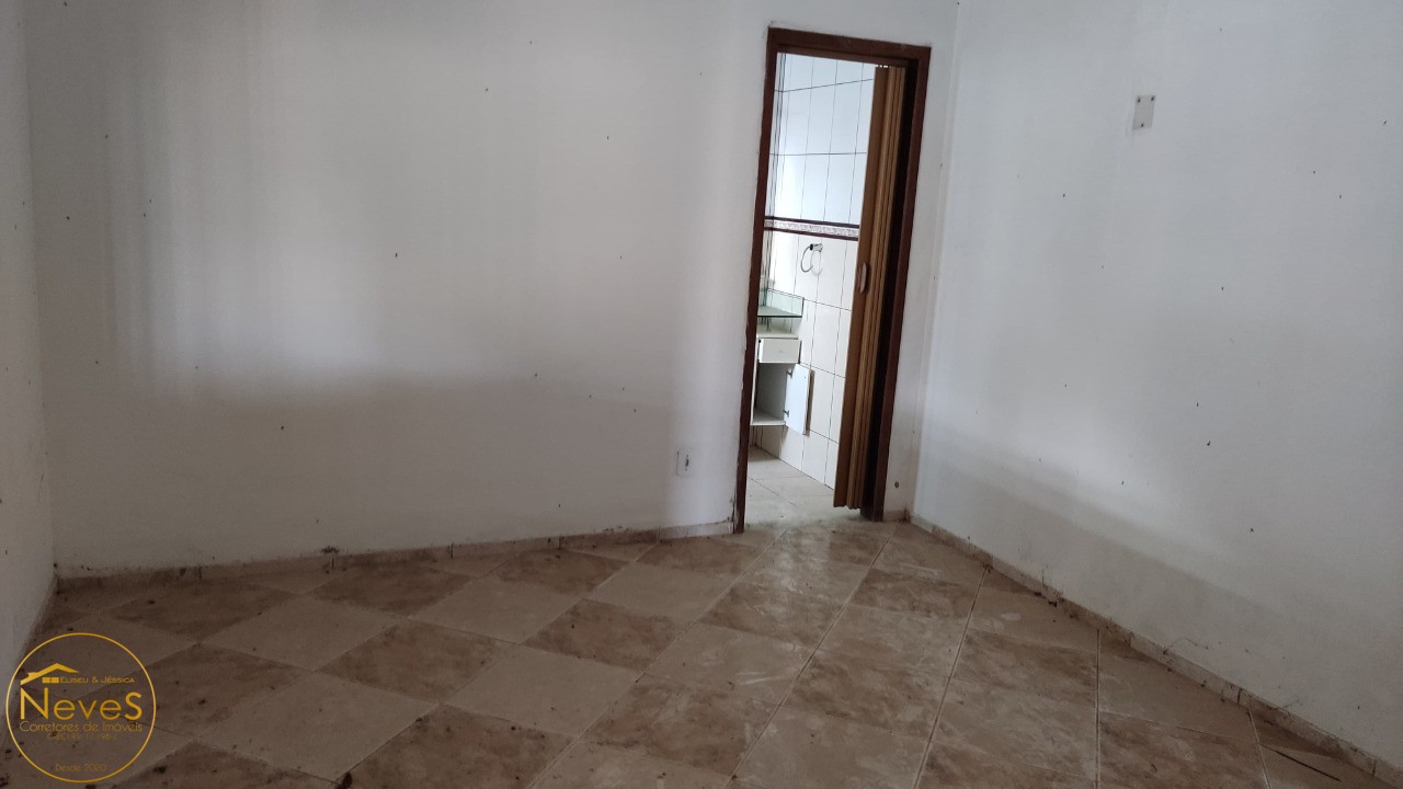 Casa à venda com 4 quartos, 1990m² - Foto 12