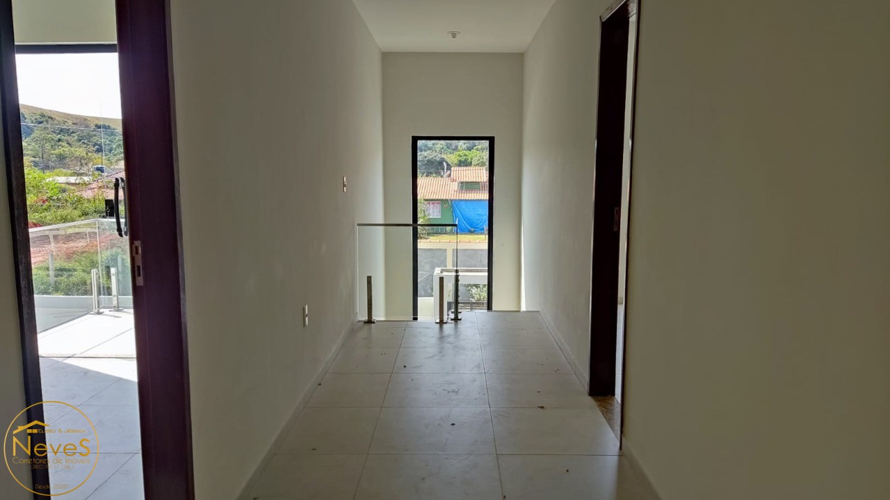 Casa à venda com 3 quartos, 293m² - Foto 8