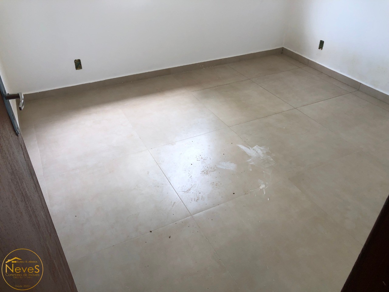 Casa à venda com 3 quartos, 420m² - Foto 11