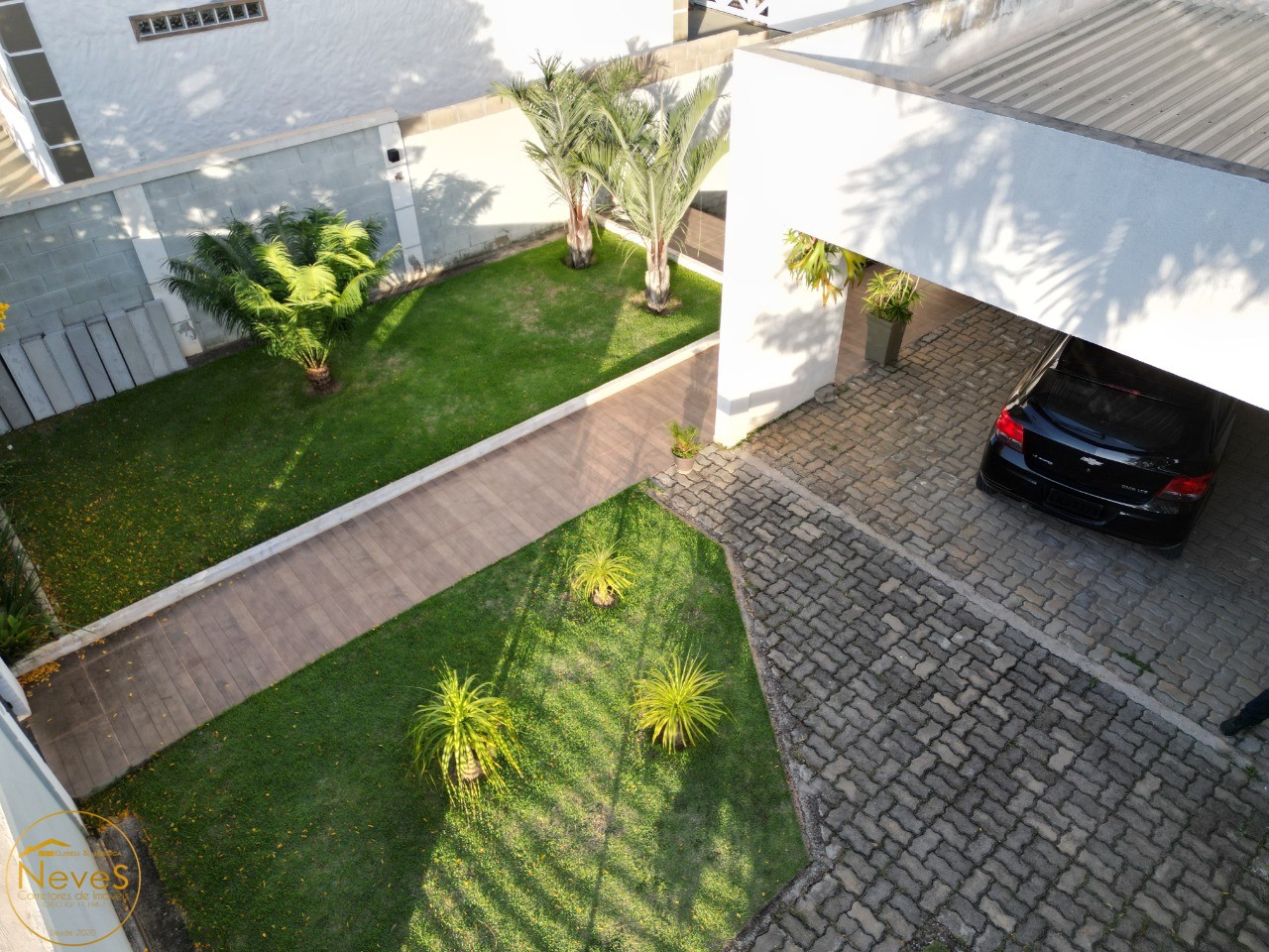 Casa à venda com 3 quartos, 700m² - Foto 3