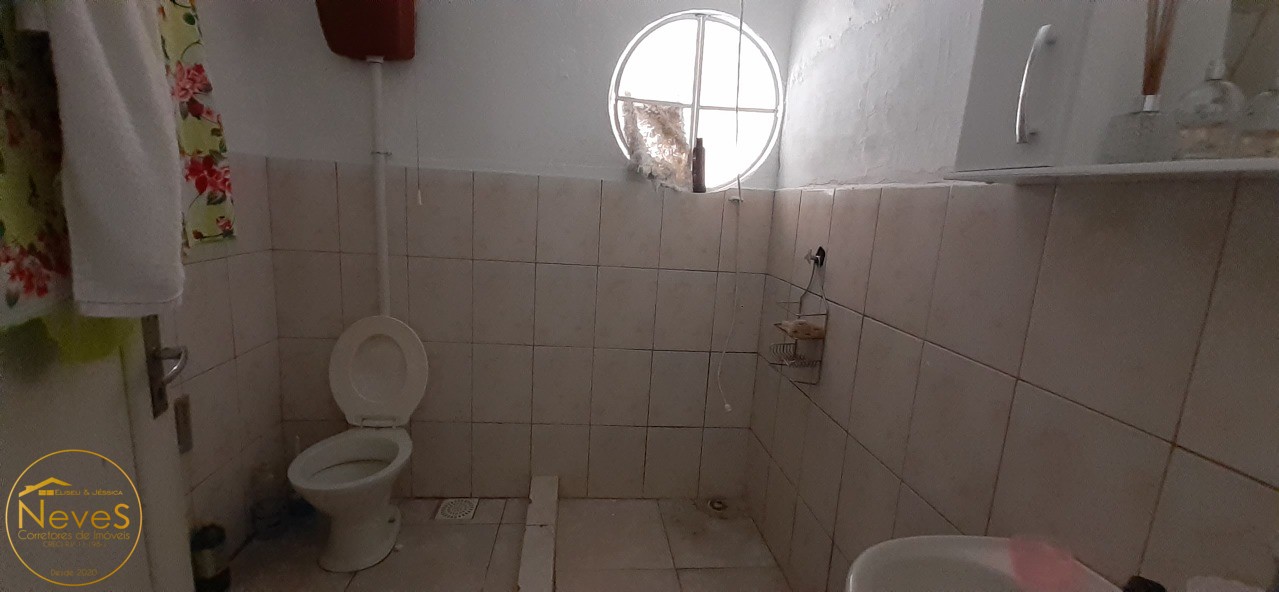 Casa à venda com 7 quartos, 300m² - Foto 12