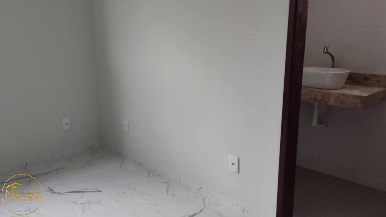 Casa à venda com 2 quartos, 200m² - Foto 14