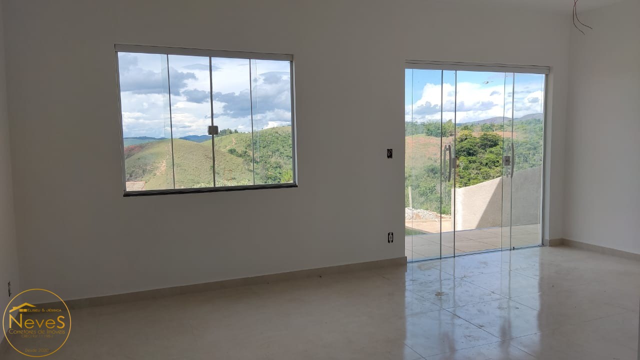 Casa à venda com 2 quartos, 166m² - Foto 3